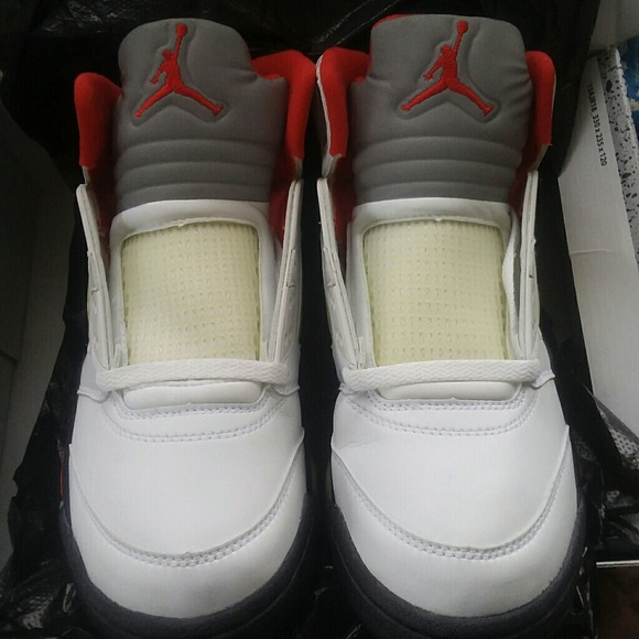 OG JORDAN 5 FIRE RED NEVER WORN🔥 - Picture 5 of 8